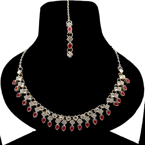 Stylish Zircon Necklace
